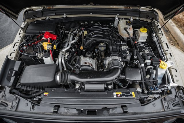 Used 2022 Jeep Gladiator Willys image 27