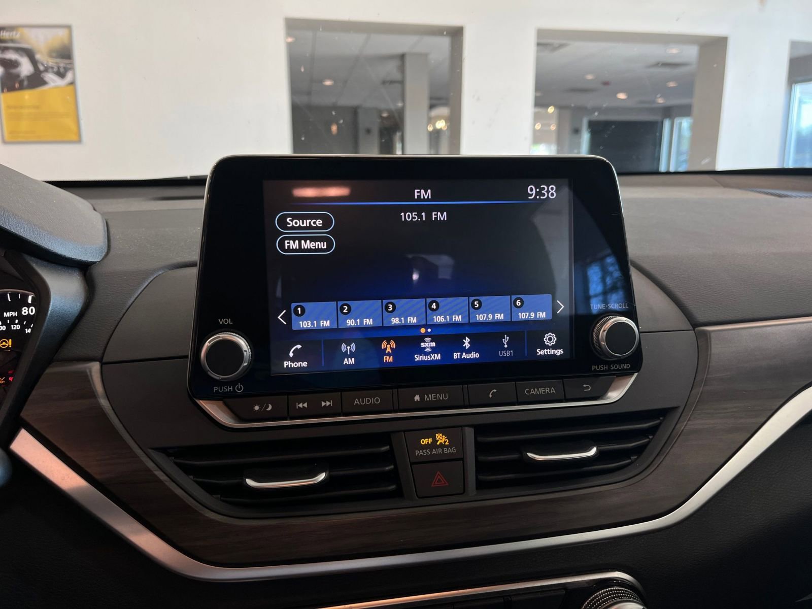 Used 2025 Nissan Altima 2.5 SV image 20