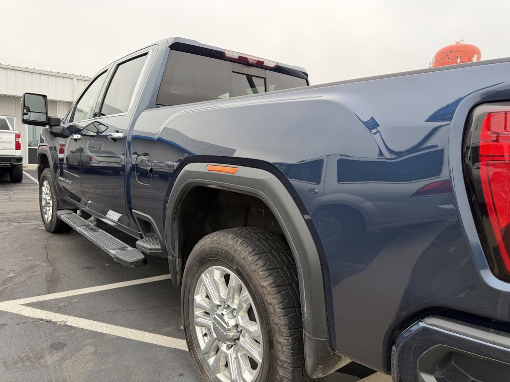 Used 2021 GMC Sierra 2500 Denali w/ Denali Ultimate Package image 11