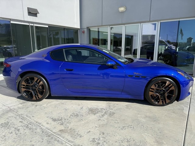 New 2025 Maserati GranTurismo Folgore image 2