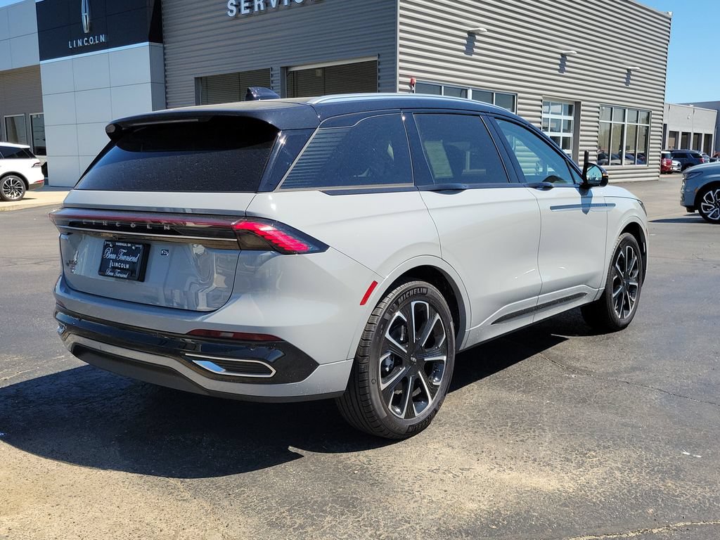 New 2026 Lincoln Nautilus Reserve AWD/4WD image 4