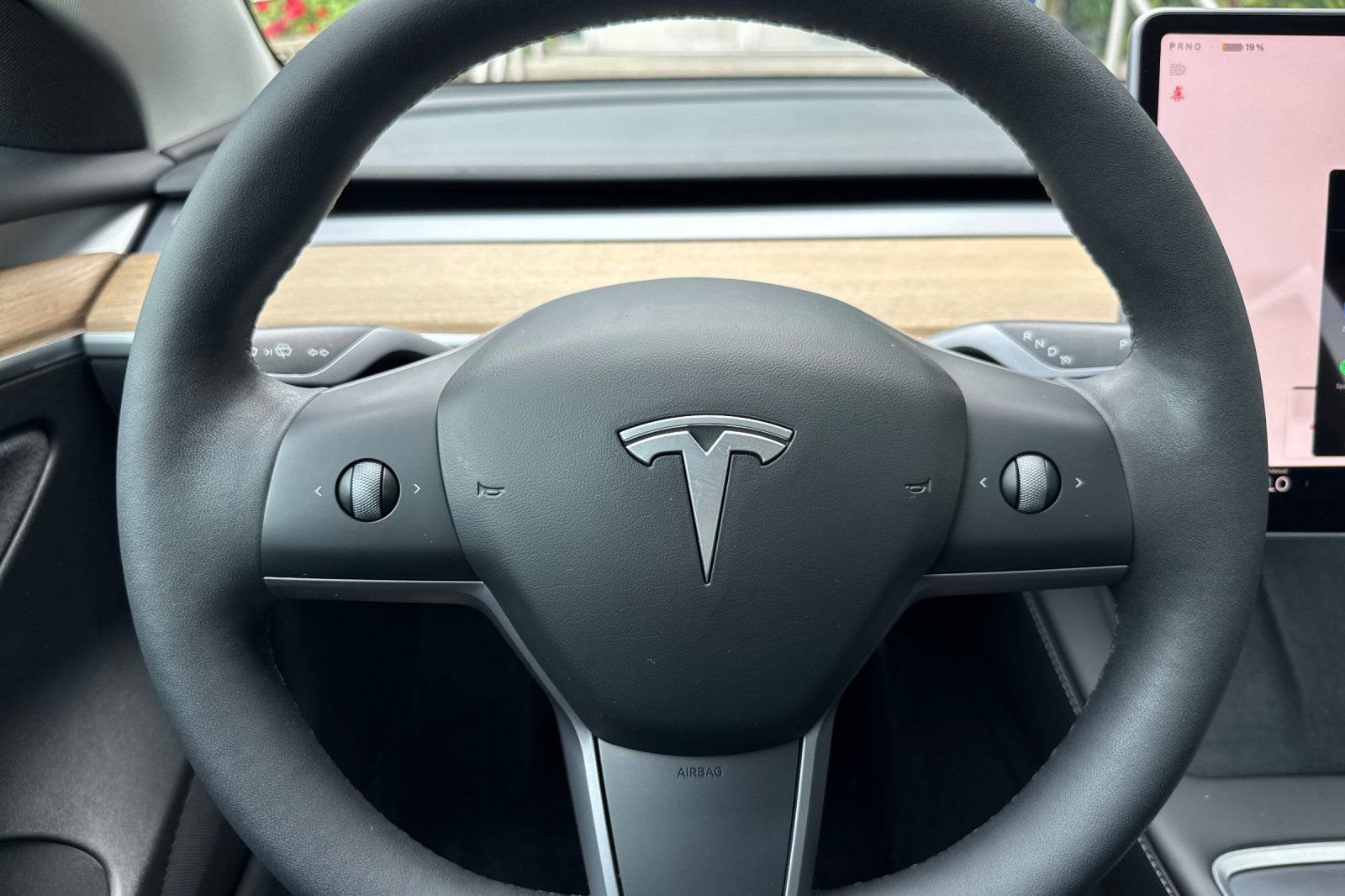Used 2023 Tesla Model 3 Standard Range image 22