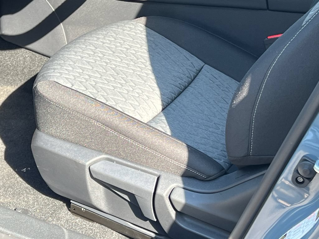 New 2026 Nissan Sentra SV w/ SV Convenience Package FWD image 7