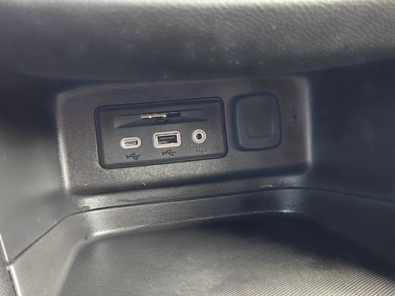 Used 2024 Chevrolet Equinox RS image 38