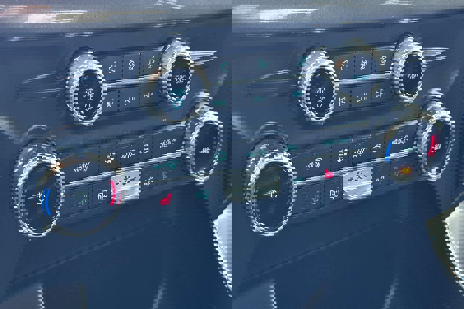 Certified 2022 Ford F150 XLT w/ Equipment Group 302A High image 20