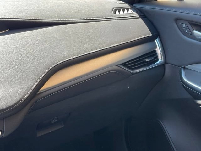 Certified 2023 Cadillac XT4 Premium Luxury w/ Cold Weather Package AWD/4WD image 25