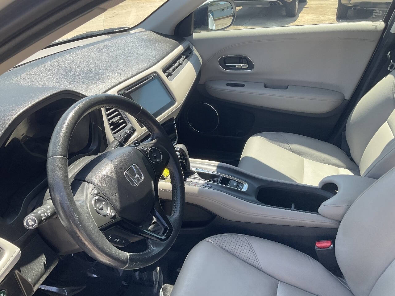 Used 2016 Honda HR-V EX-L image 11