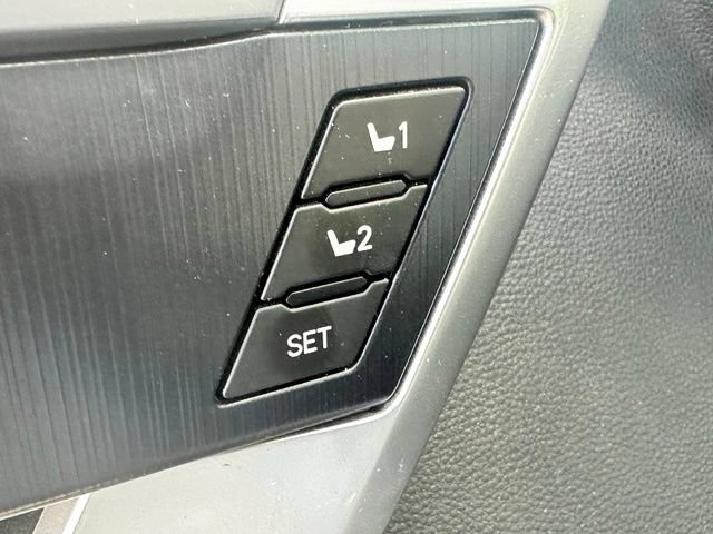 Used 2023 Toyota Tundra Platinum AWD/4WD image 10