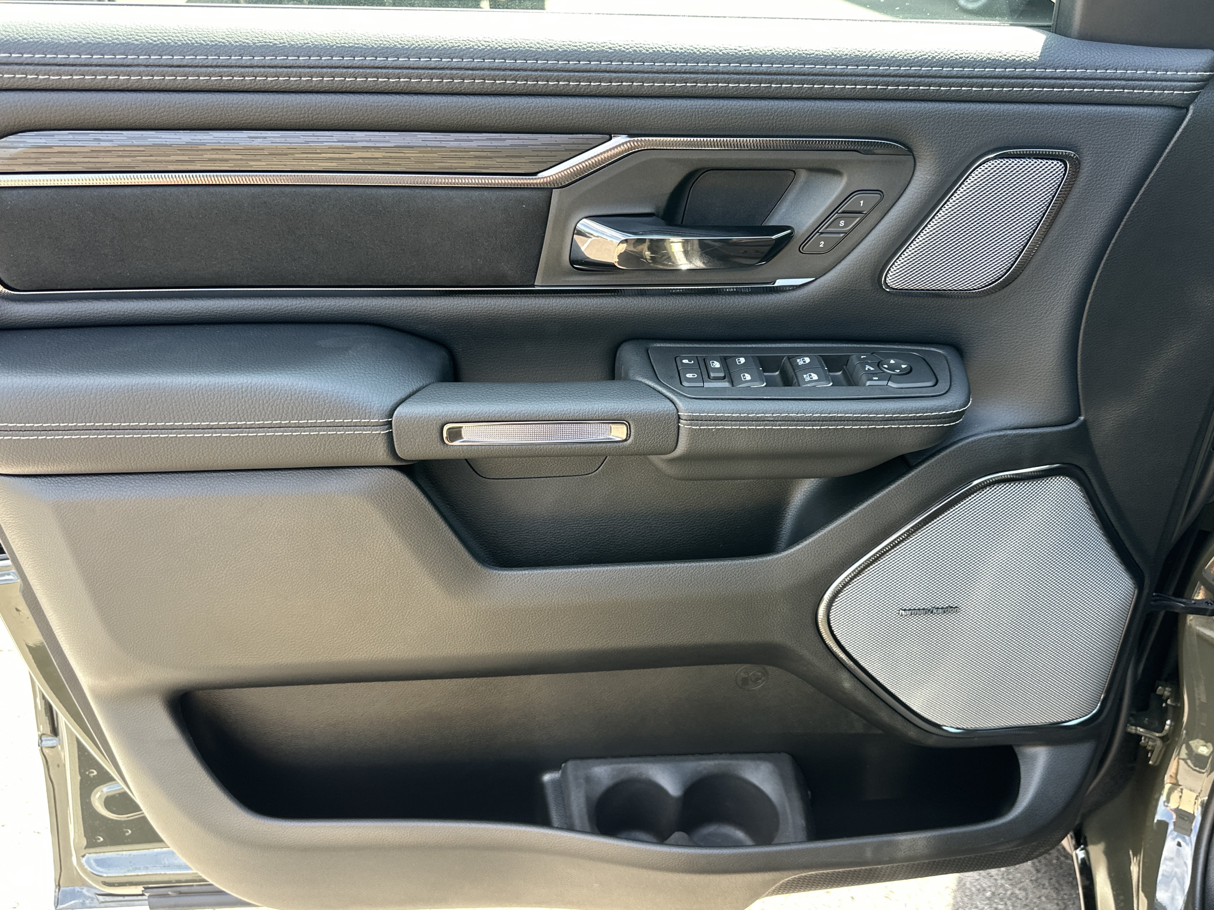 New 2027 RAM 1500 Rebel w/ Rebel Level 2 Equipment Group AWD/4WD image 30