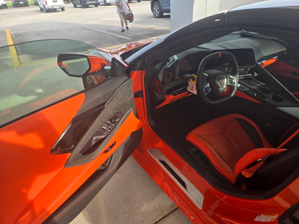 New 2026 Chevrolet Corvette Stingray Premium Conv w/ Stealth Interior Trim Package RWD image 5