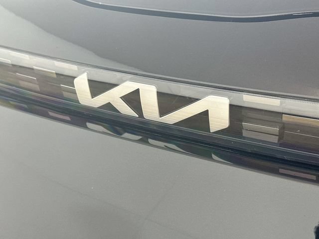 Used 2023 Kia Soul LX w/ LX Technology Package FWD image 25