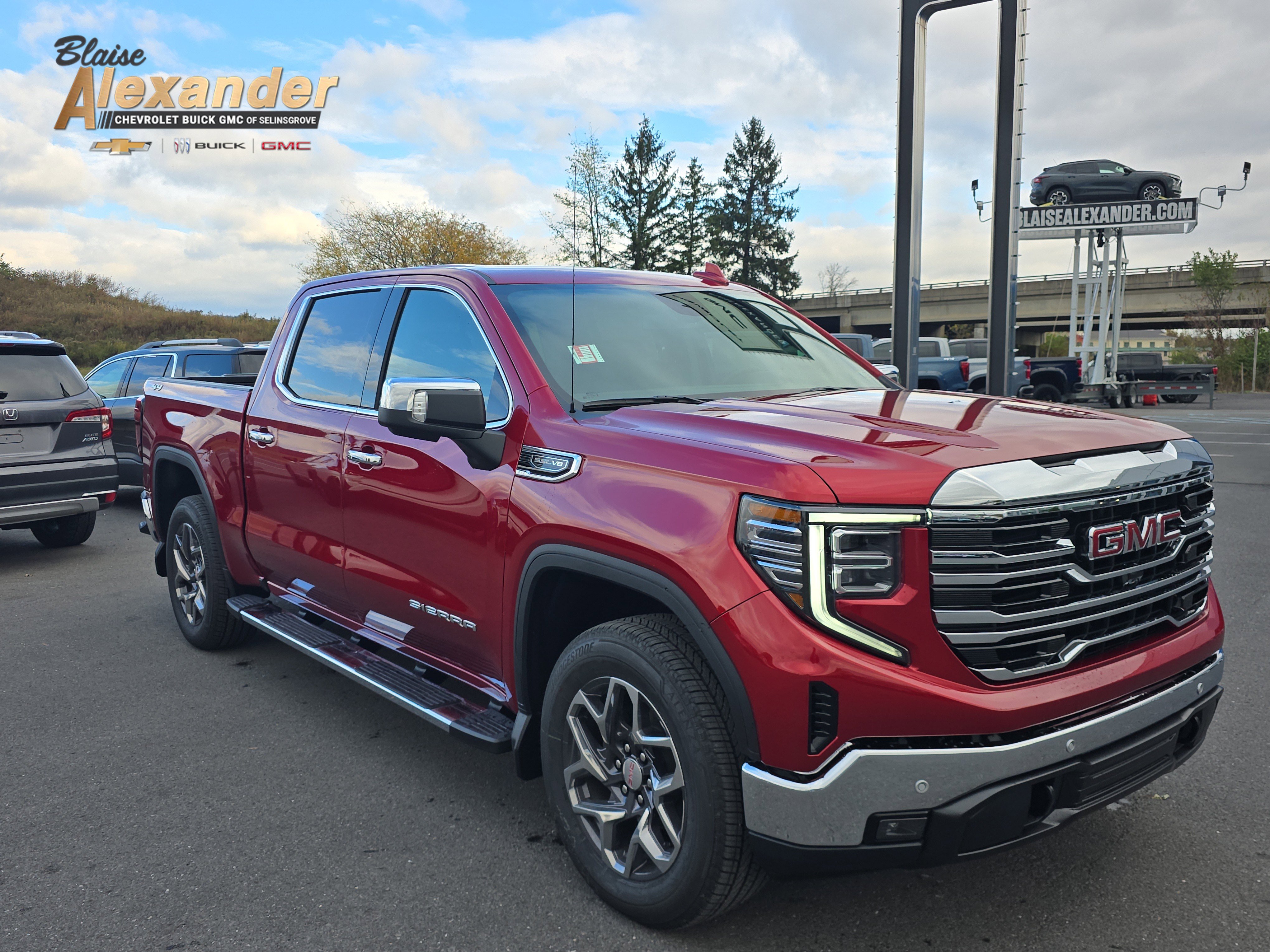 New 2026 GMC Sierra 1500 SLT w/ SLT Premium Plus Package image 1