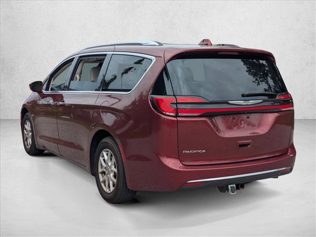 Used 2021 Chrysler Pacifica Touring-L FWD image 7