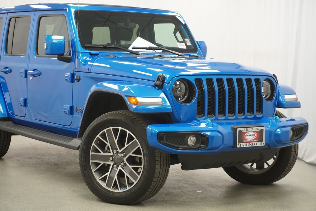 Certified 2023 Jeep Wrangler Unlimited Sahara AWD/4WD video 3