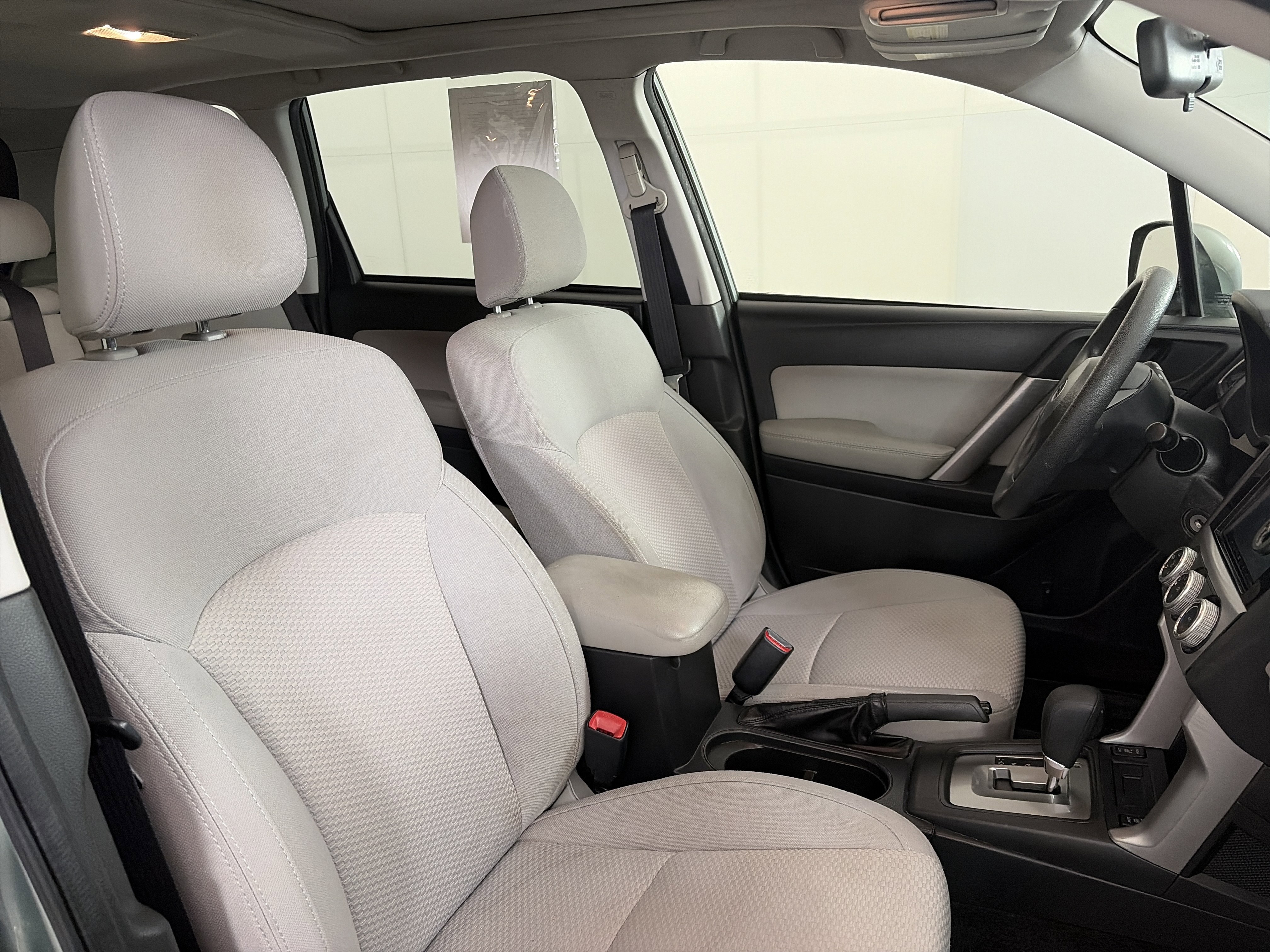 Used 2016 Subaru Forester 2.5i Premium w/ All-Weather Package image 29