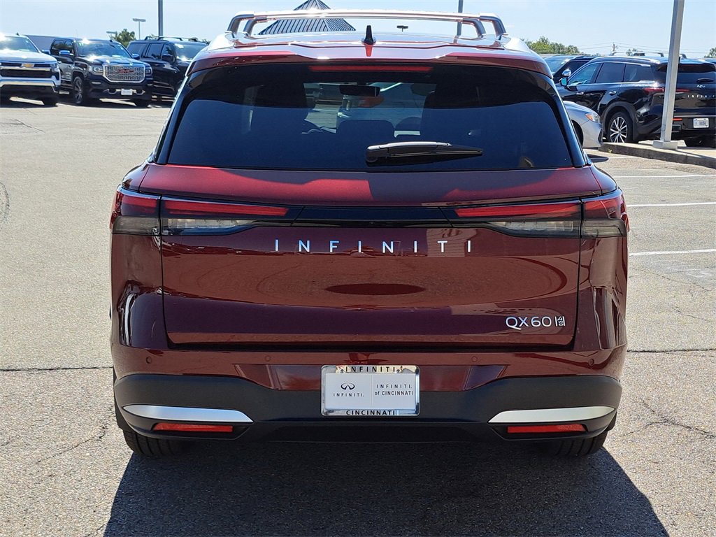 New 2026 INFINITI QX60 Luxe image 3