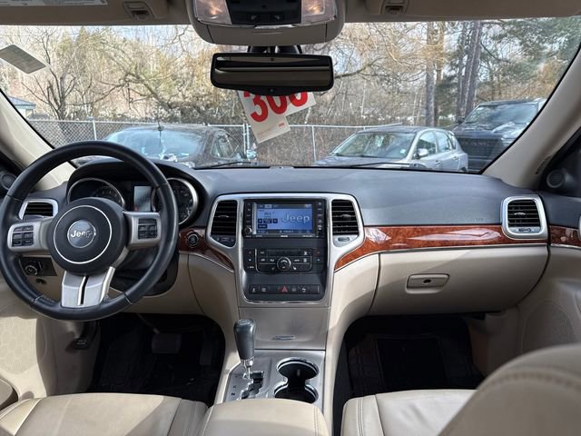 Used 2012 Jeep Grand Cherokee Limited w/ Trailer Tow Group IV image 41