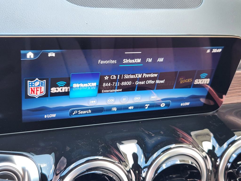 New 2026 Mercedes-Benz GLB 250 4MATIC image 16