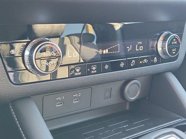 New 2026 Mitsubishi Outlander SE FWD image 32