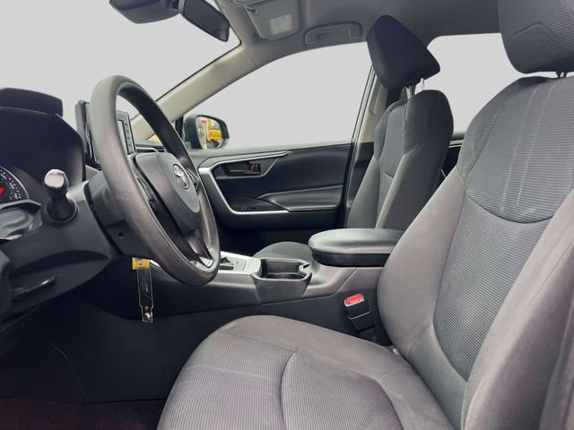 Used 2019 Toyota RAV4 LE w/ All Weather Liner Package image 18
