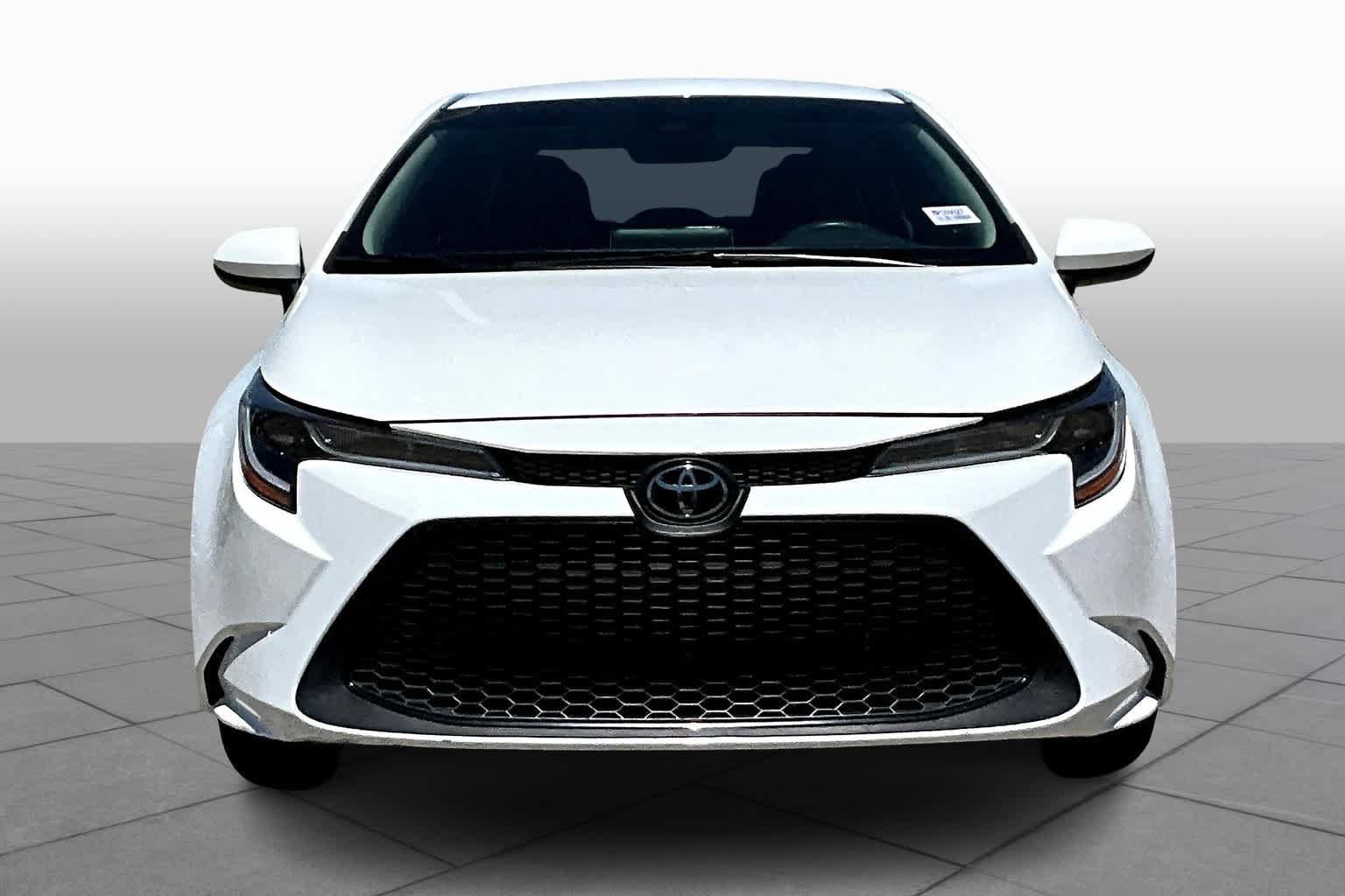 Used 2021 Toyota Corolla LE FWD image 4