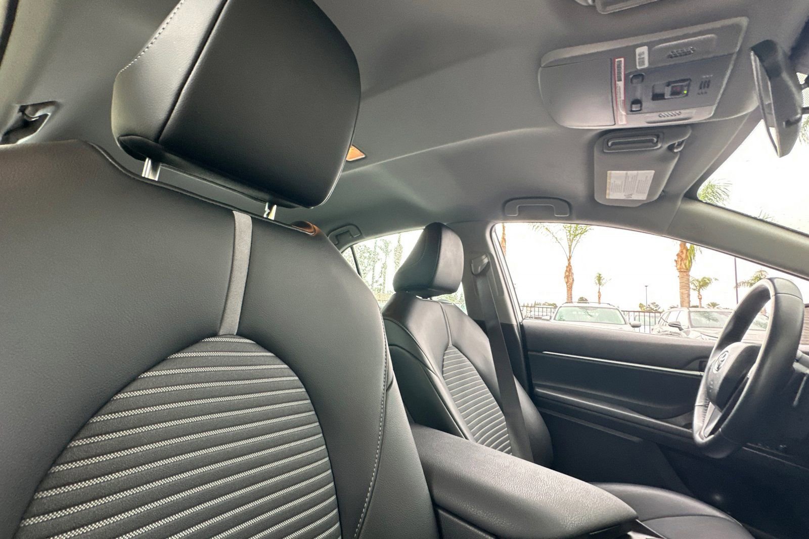 Used 2023 Toyota Camry SE image 17