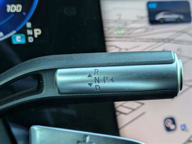 Used 2022 Mercedes-Benz EQS 580 4MATIC Sedan image 12