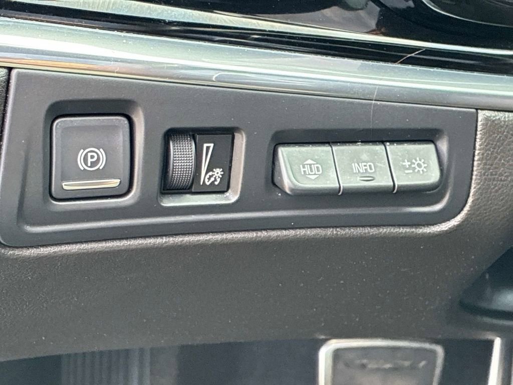 Used 2020 Cadillac XT6 Sport image 28