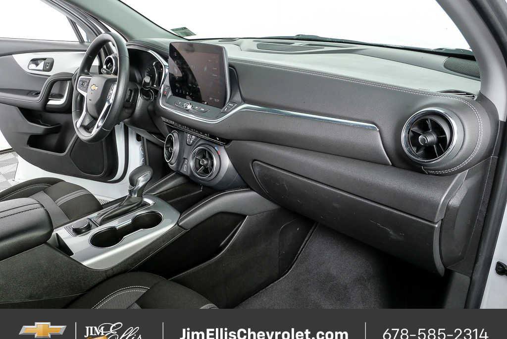 Certified 2025 Chevrolet Blazer LT FWD image 21