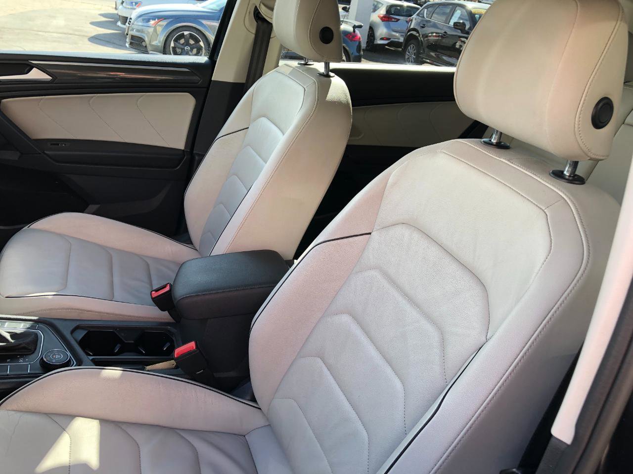 Used 2019 Volkswagen Tiguan SEL Premium image 13