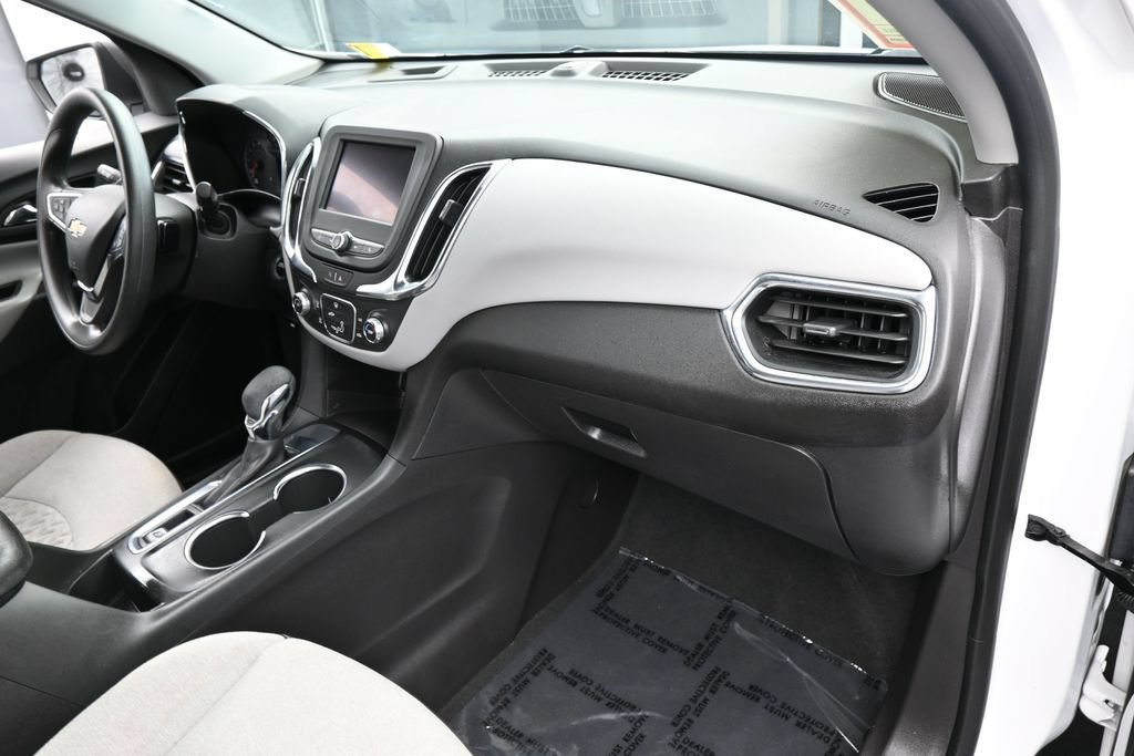 Used 2024 Chevrolet Equinox LS FWD image 39