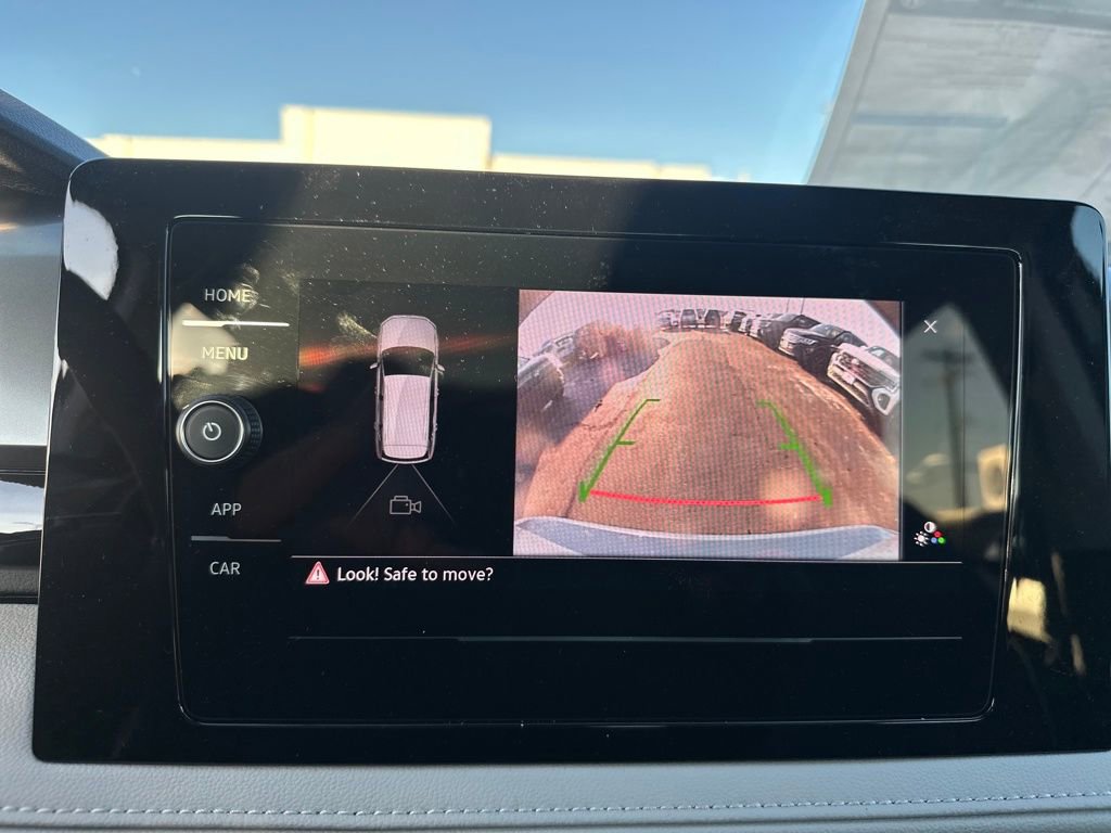 New 2026 Volkswagen Taos S image 15