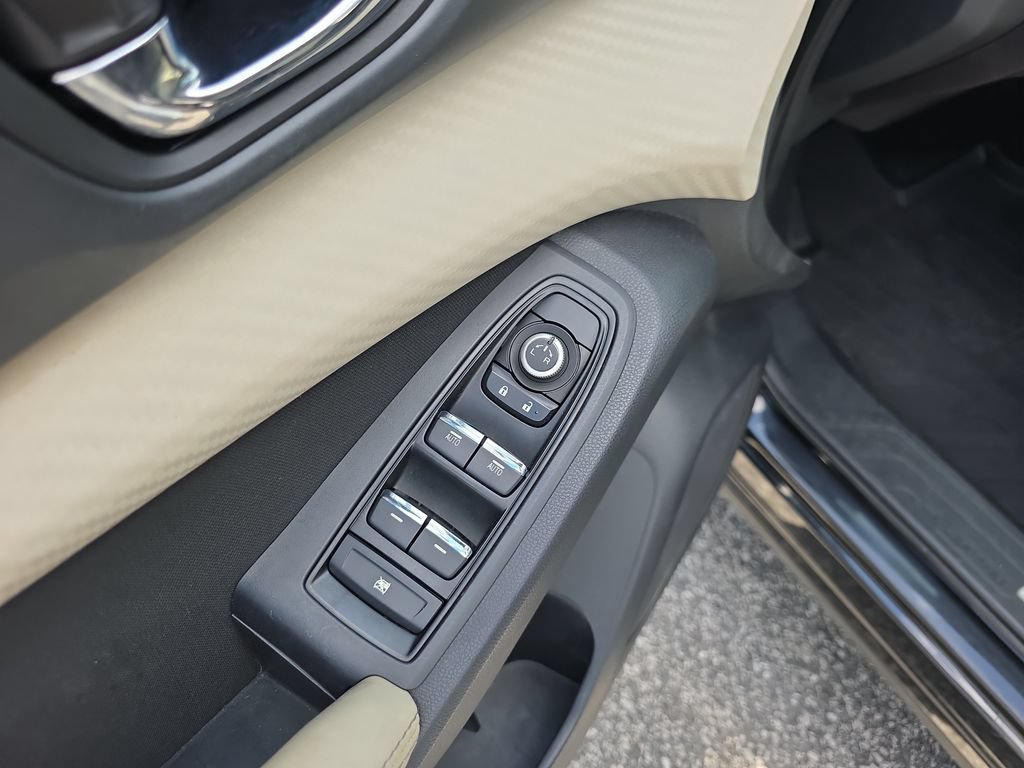 Used 2019 Subaru Ascent Premium w/ Popular Package #2 AWD/4WD image 18