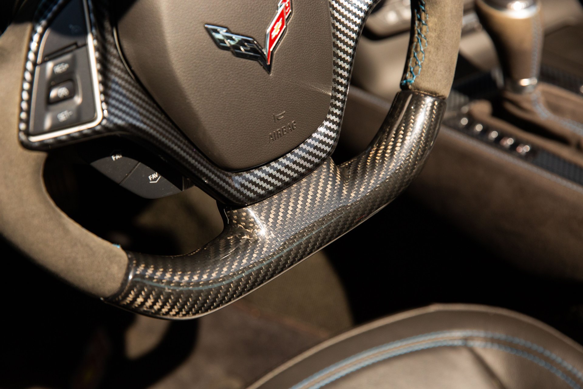 Used 2018 Chevrolet Corvette Z06 w/ Carbon 65 Edition RWD image 45