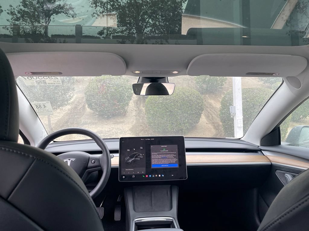 Used 2023 Tesla Model 3 Standard Range RWD image 11
