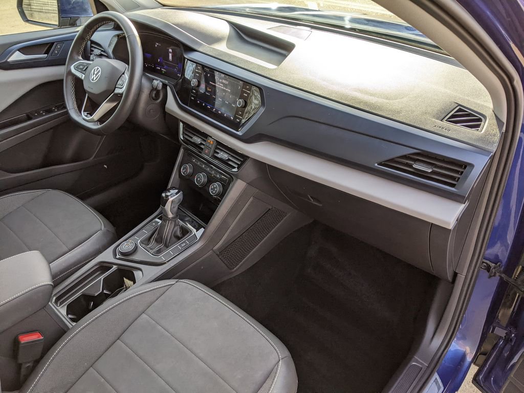 Certified 2023 Volkswagen Taos SE image 20