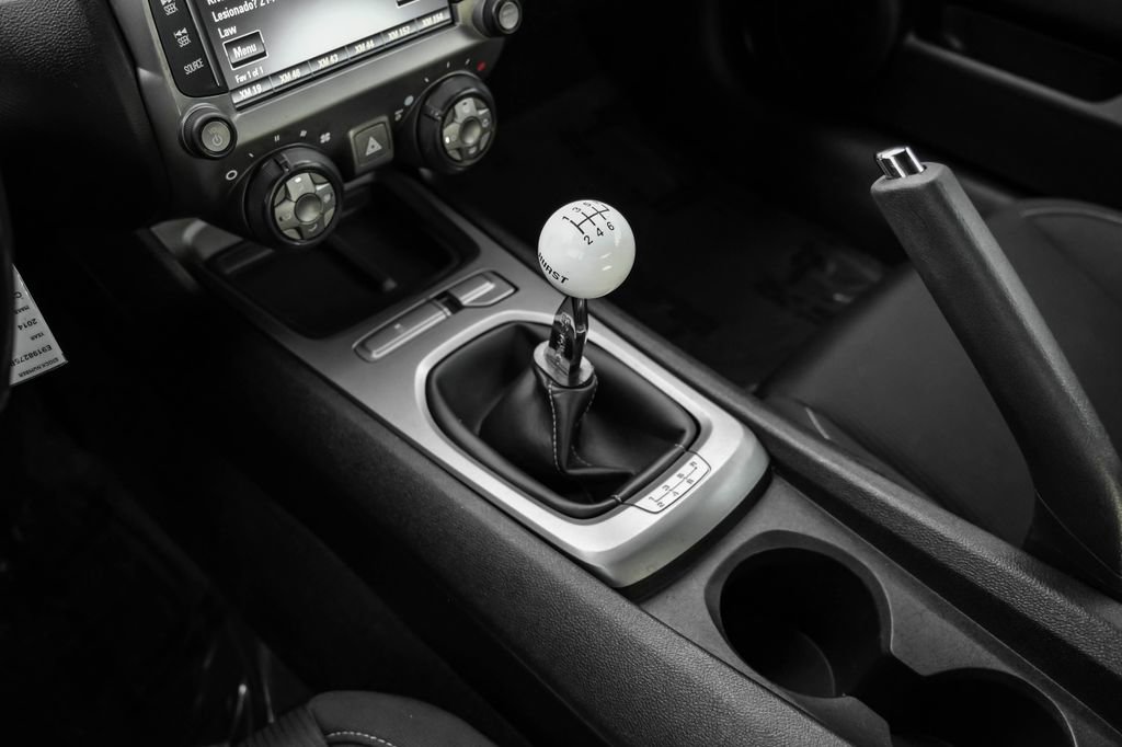 Used 2014 Chevrolet Camaro SS image 20
