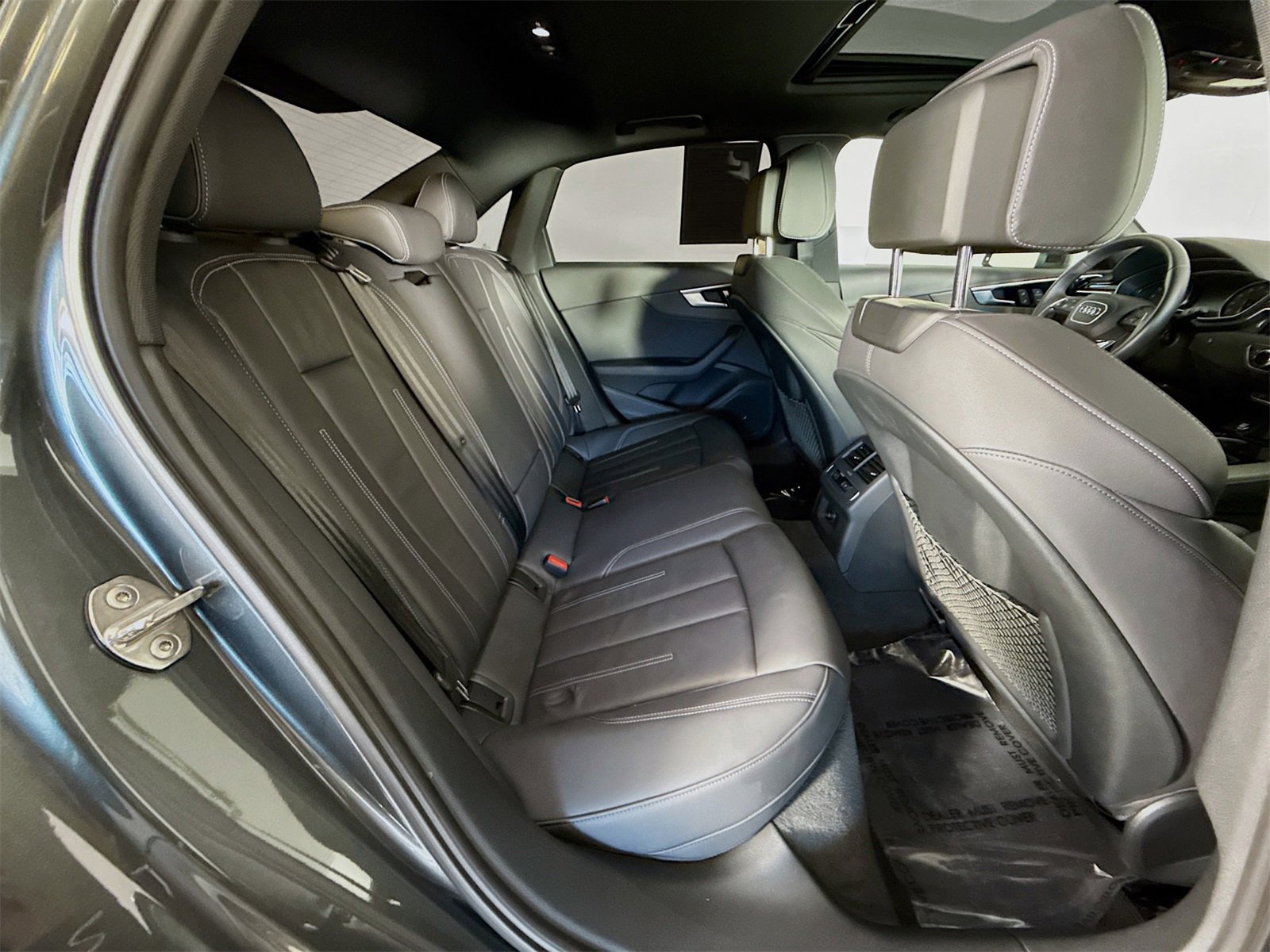Used 2024 Audi A4 2.0T Premium w/ Convenience Package image 27