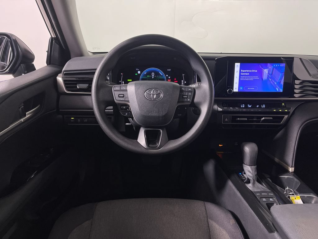 Used 2025 Toyota Camry LE FWD image 15