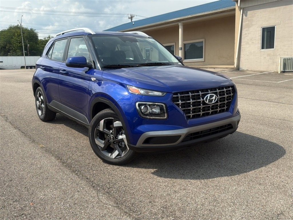 New 2025 Hyundai Venue SEL