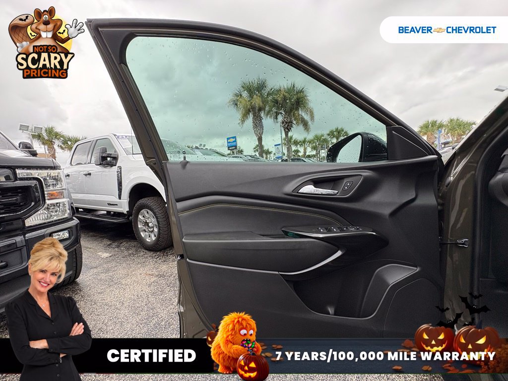 Used 2024 Chevrolet Trax ACTIV w/ Sunroof Package FWD image 30