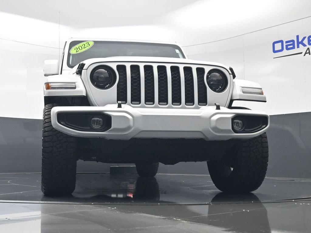 Used 2023 Jeep Gladiator Overland image 39