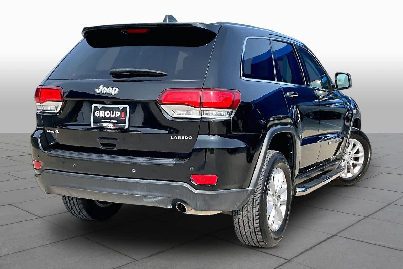 Used 2022 Jeep Grand Cherokee Laredo E w/ Security & Convenience Group AWD/4WD image 12