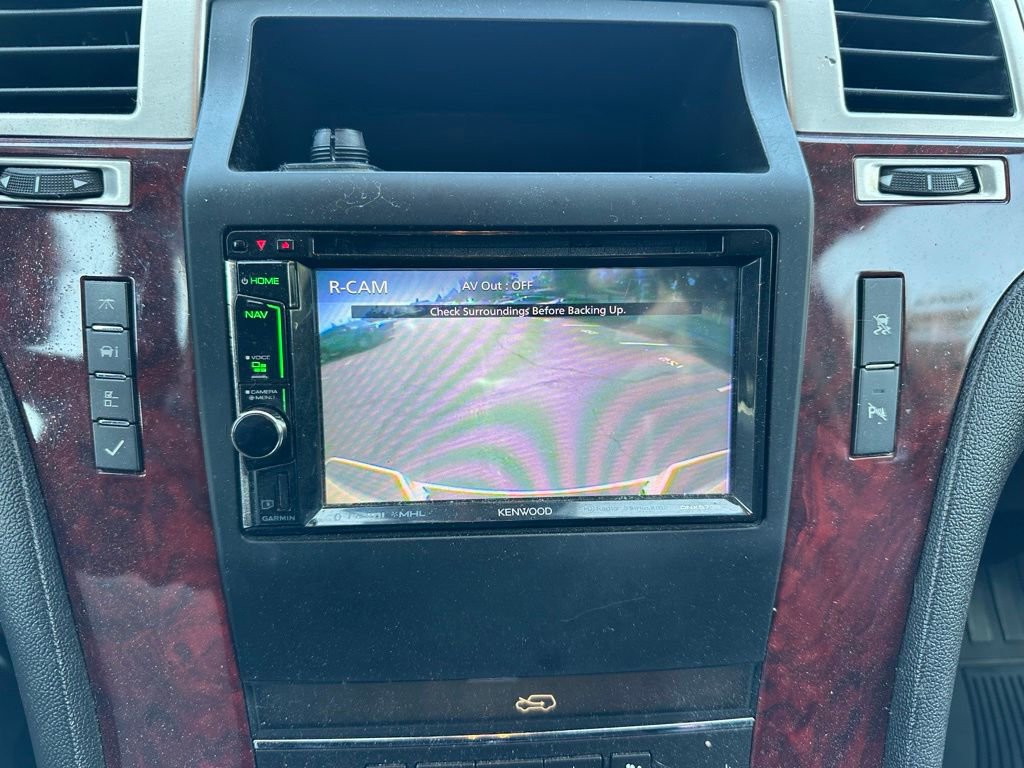 Used 2007 Cadillac Escalade EXT w/ Information Package AWD/4WD image 12