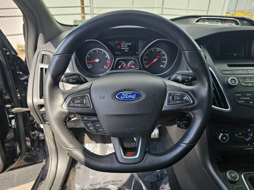 Used 2016 Ford Focus ST FWD image 23