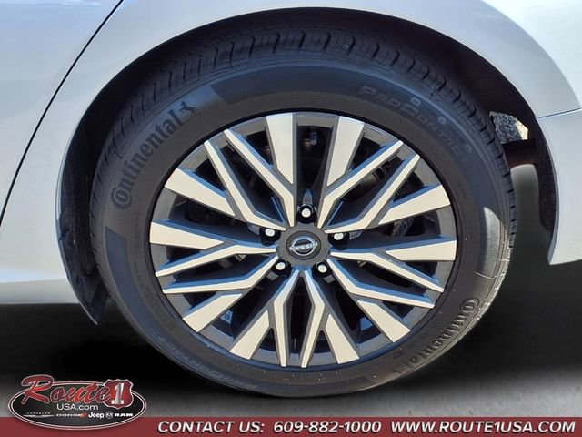 Used 2024 Nissan Altima 2.5 SV image 10