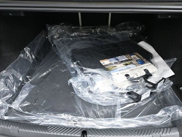 New 2025 BMW i5 M60 w/ Premium Package image 19