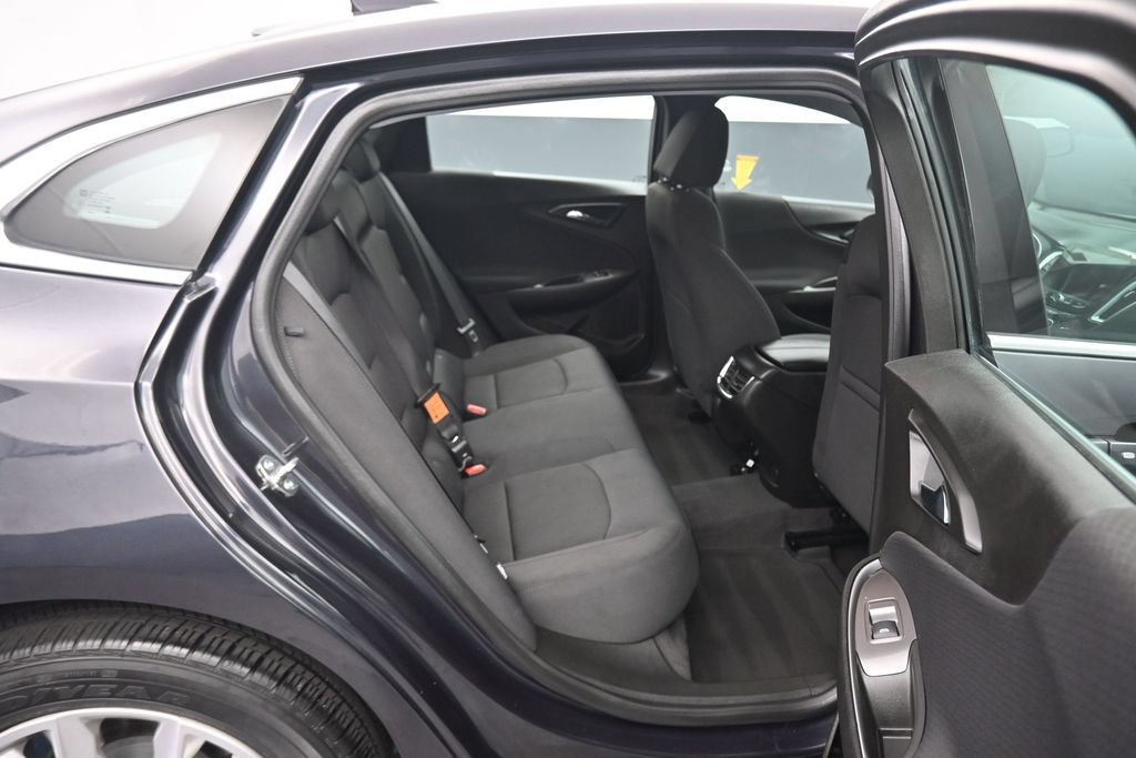 Used 2023 Chevrolet Malibu LT FWD image 34