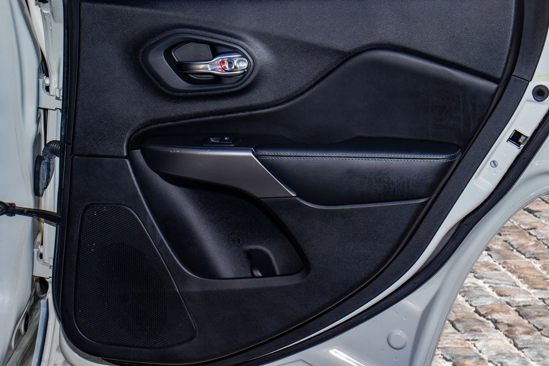 Used 2019 Jeep Cherokee High Altitude image 20