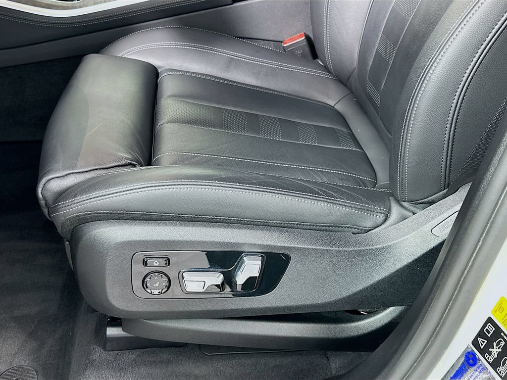 Used 2020 BMW X5 M50i w/ Premium Package AWD/4WD image 20